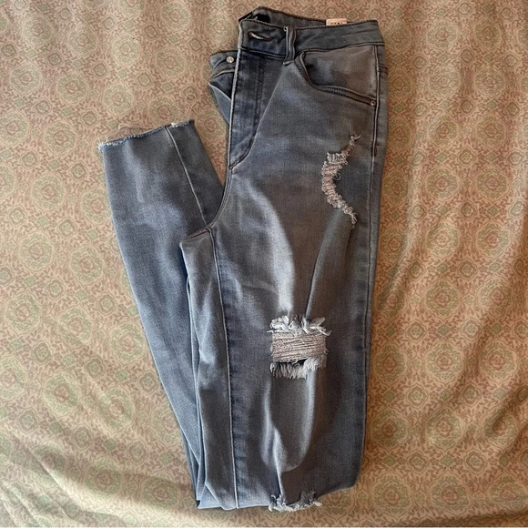 Refuge | Skinny Jeans - Picture 3 of 3